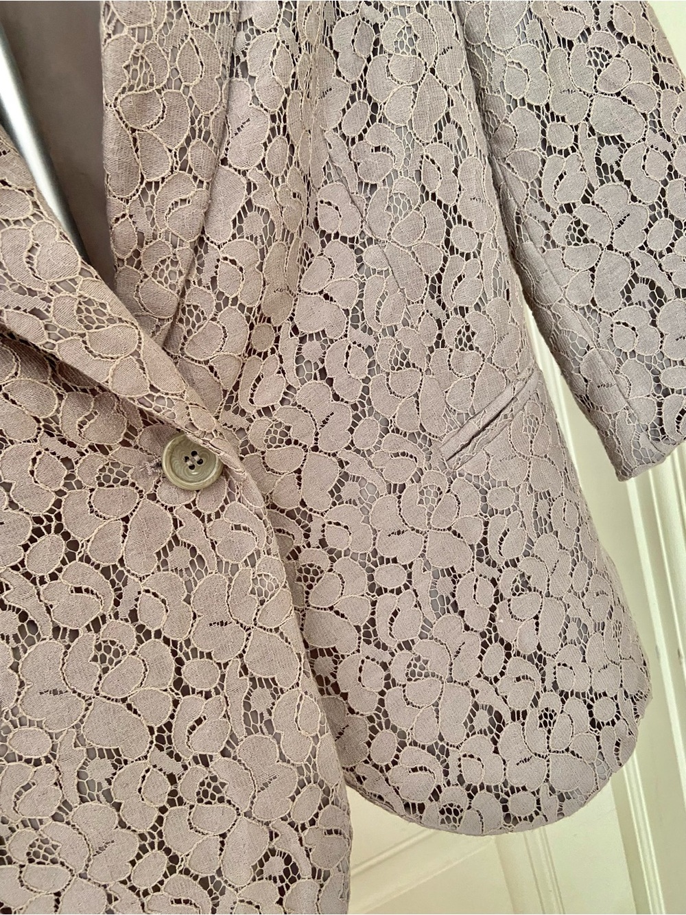 Lace Guipure Blazer Jacket with floral pattern - Taupe size M